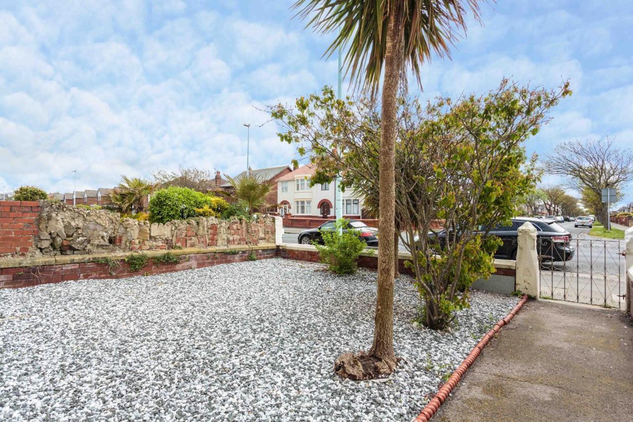 Cherry Property - Cherry Suite Blackpool Eksteriør bilde